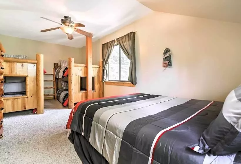 Cozy Utah Cabin W/ Deck & Fire Pit!