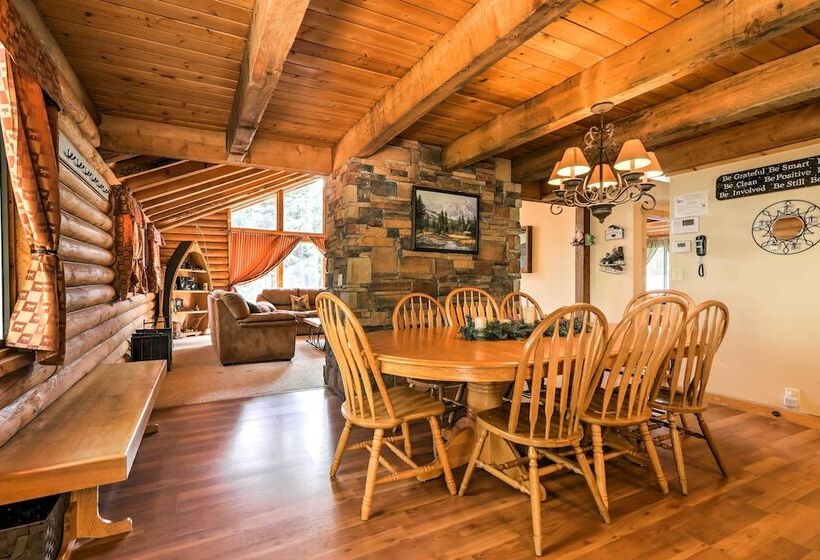 Cozy Utah Cabin W/ Deck & Fire Pit!