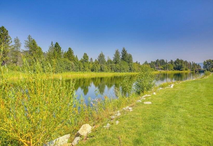 Dover Vacation Rental: Walk To Lake Pend!