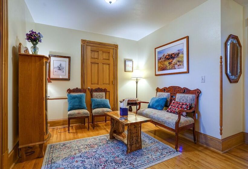 Dragons Roost  Cabin W/ Sangre De Cristo Views!