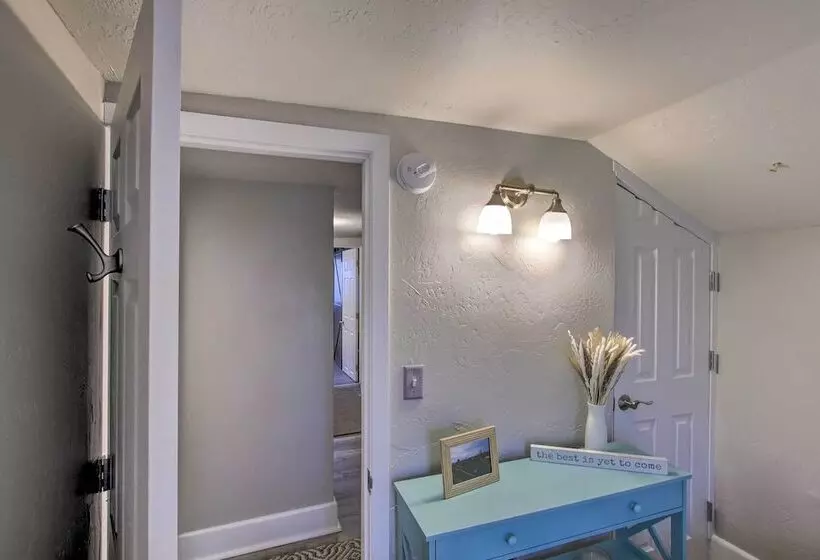 Family Friendly House: Walk To Lake Michigan!