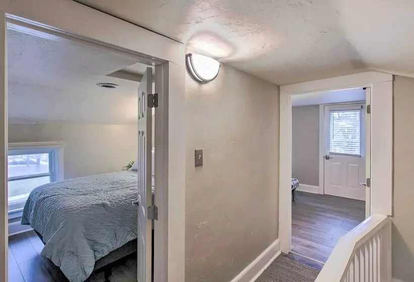 Family Friendly House: Walk To Lake Michigan!