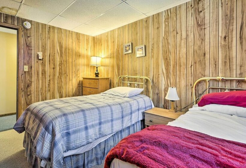 Family Friendly Albrightsville Home W/ Game Room!