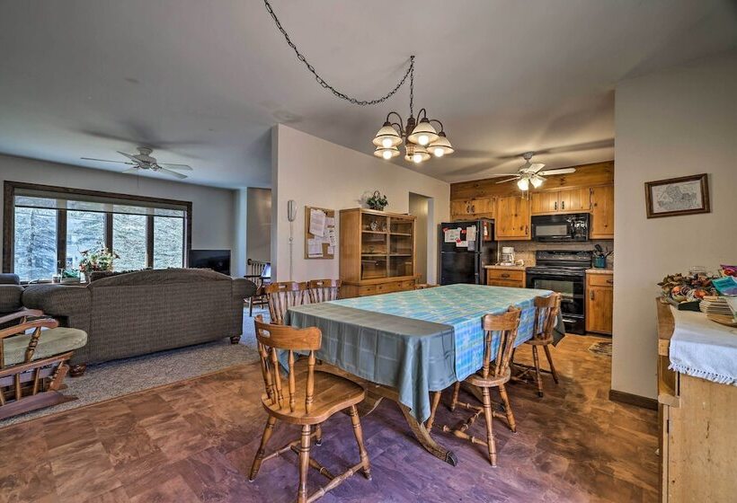 Family Friendly Albrightsville Home W/ Game Room!