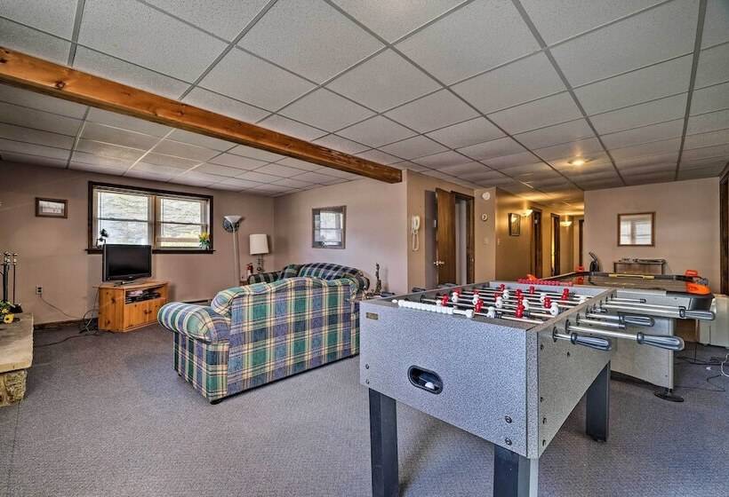 Family Friendly Albrightsville Home W/ Game Room!