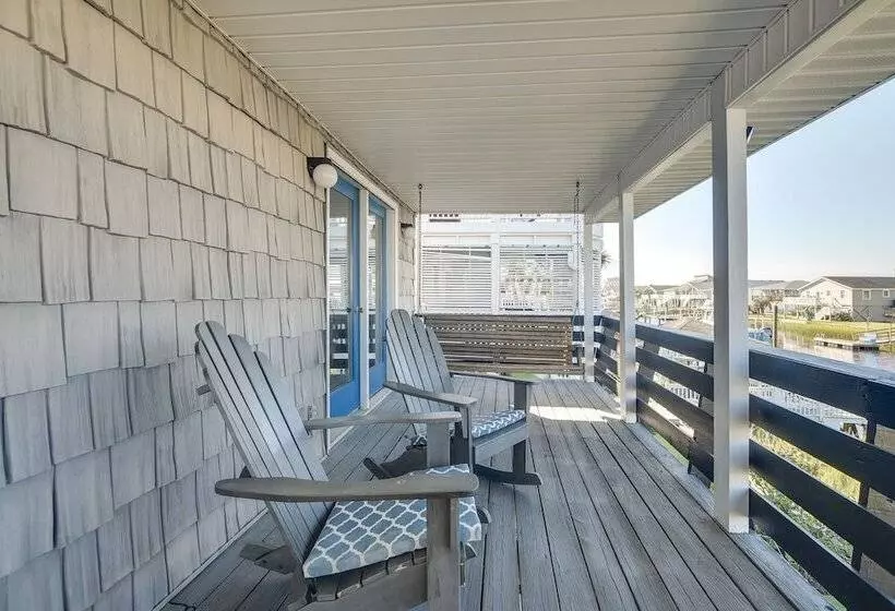 Gorgeous Oib Escape W/ Dock & Canal View!