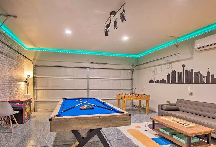 San Antonio Home W/ Patio + Grill Near Seaworld!