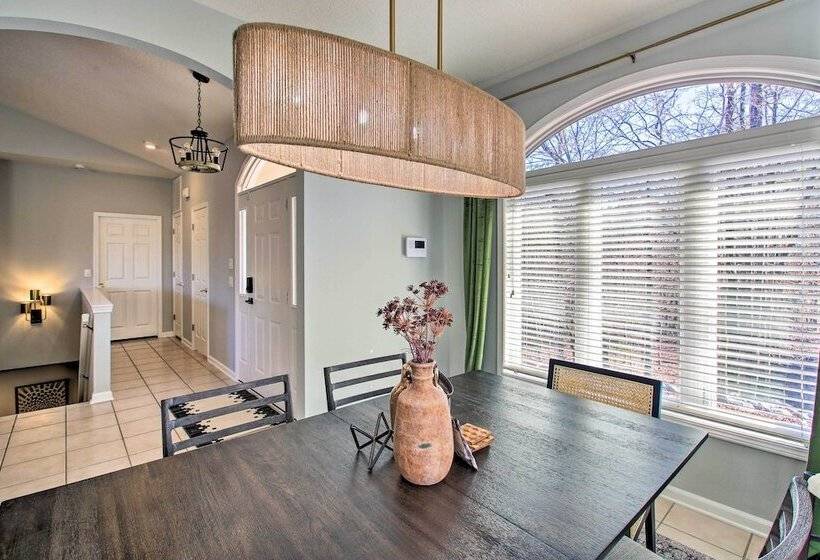 Hot Springs Village Home On Golf Course!