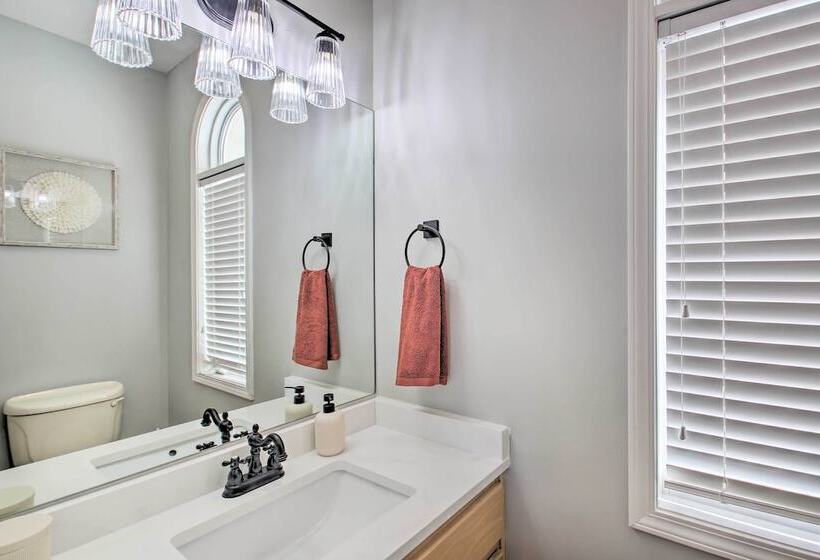 Hot Springs Village Home On Golf Course!