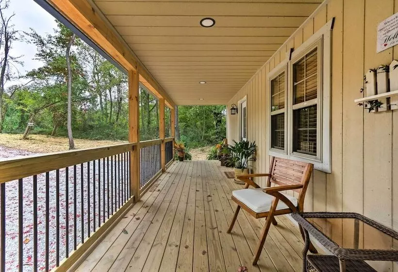 Idyllic Cabin In The Heart Of Hocking Hills