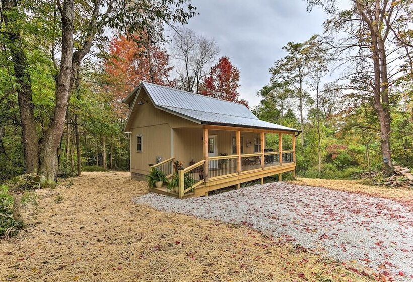 Idyllic Cabin In The Heart Of Hocking Hills