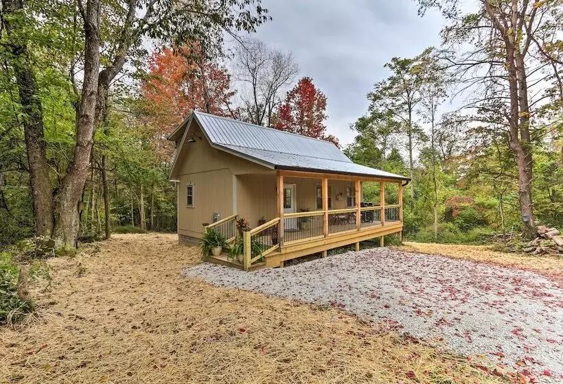 Idyllic Cabin In The Heart Of Hocking Hills
