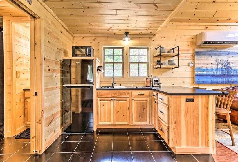 Idyllic Cabin In The Heart Of Hocking Hills