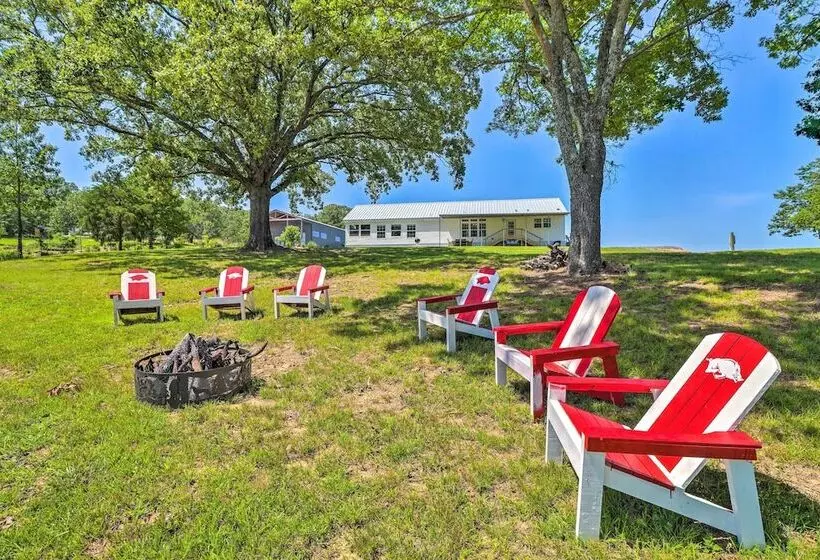 Lakeview Edgemont Escape W/ Fire Pit + Grill!