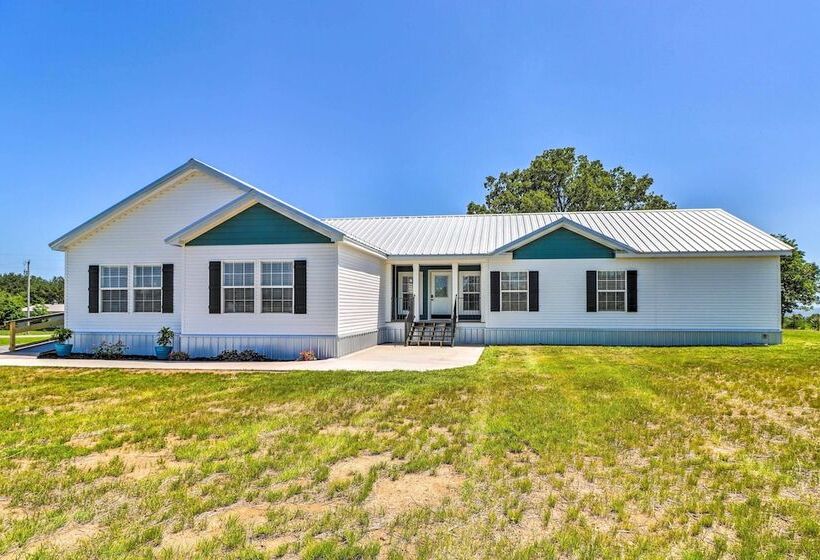 Lakeview Edgemont Escape W/ Fire Pit + Grill!