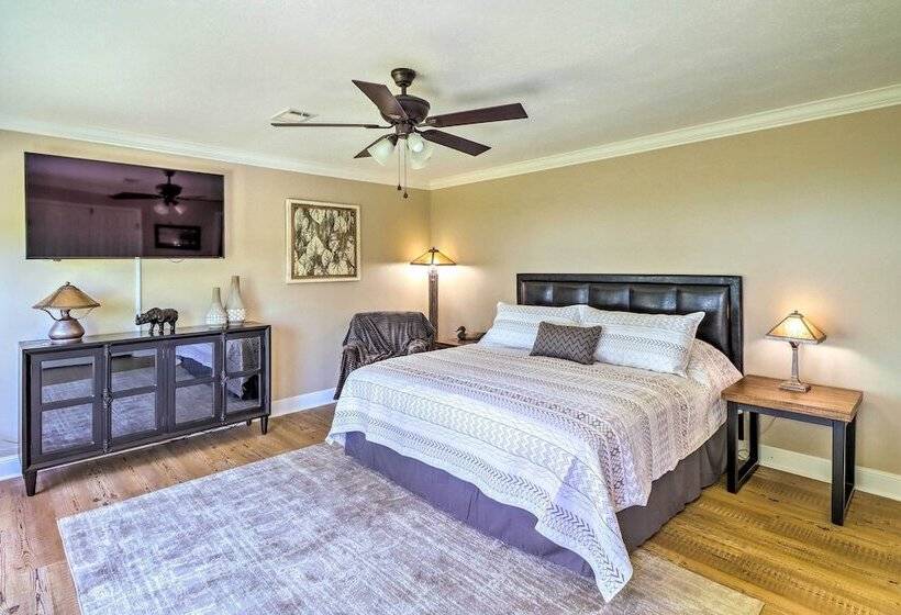 Lakeview Edgemont Escape W/ Fire Pit + Grill!