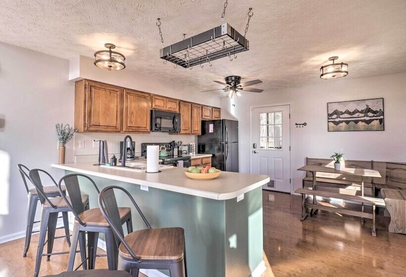 Massanutten Resort Cabin: Walk To Amenities