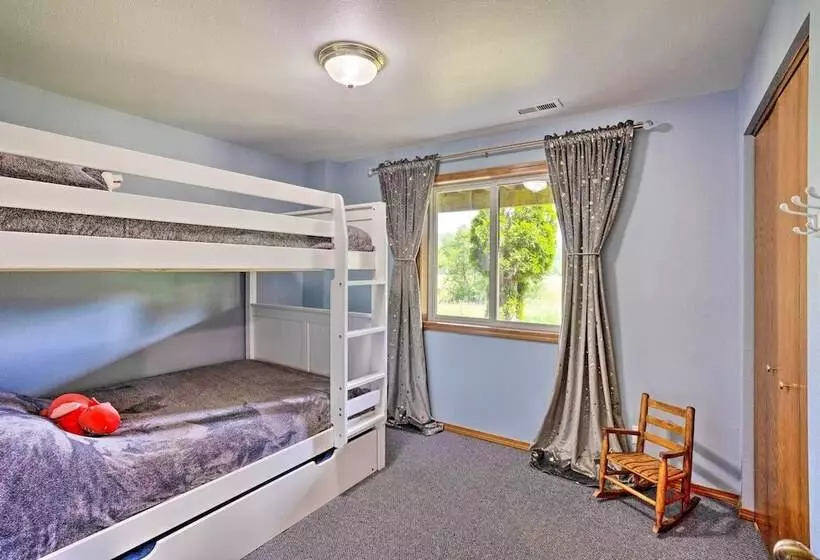 Mtn View  Randle Retreat  39 Miles To Skiing