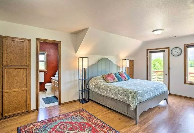 Mtn View  Randle Retreat  39 Miles To Skiing