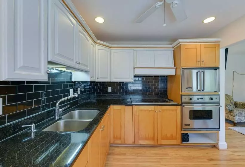 New Jersey Cottage W/ Grill   Short Walk To Beach!