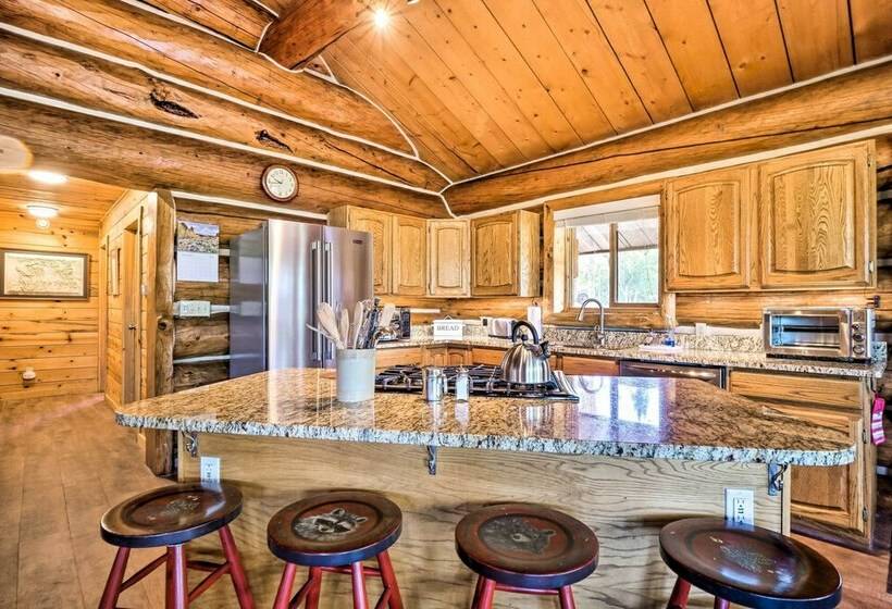 < 1 Mi To Lake Granby: Log Cabin W/ Fire Pit