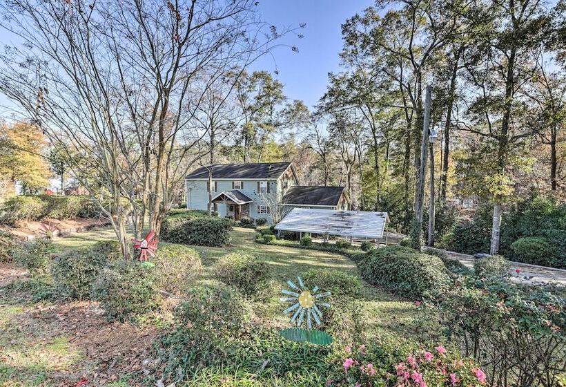 Pet Friendly Lakeside Retreat W/ Dock!