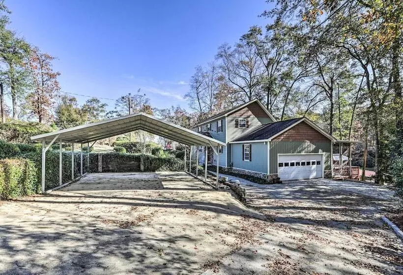 Pet Friendly Lakeside Retreat W/ Dock!