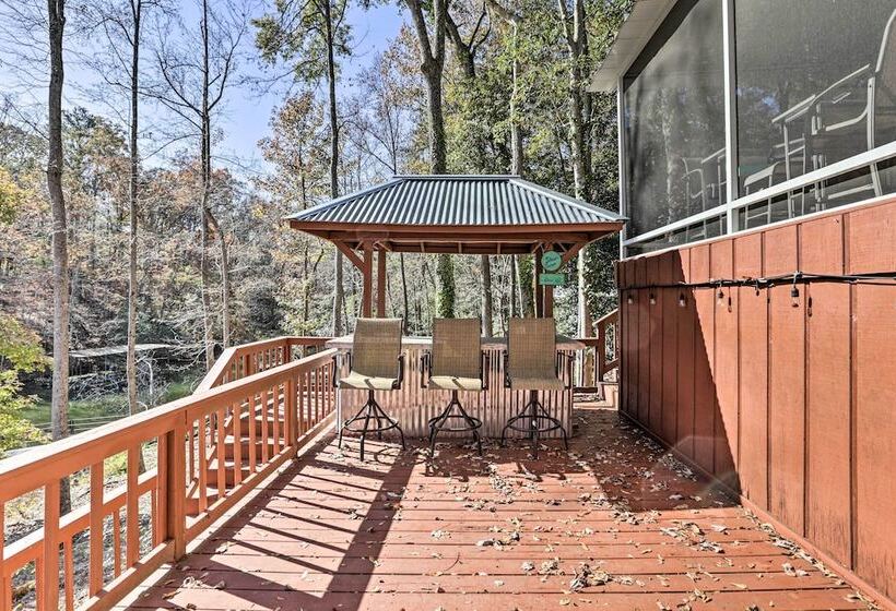 Pet Friendly Lakeside Retreat W/ Dock!