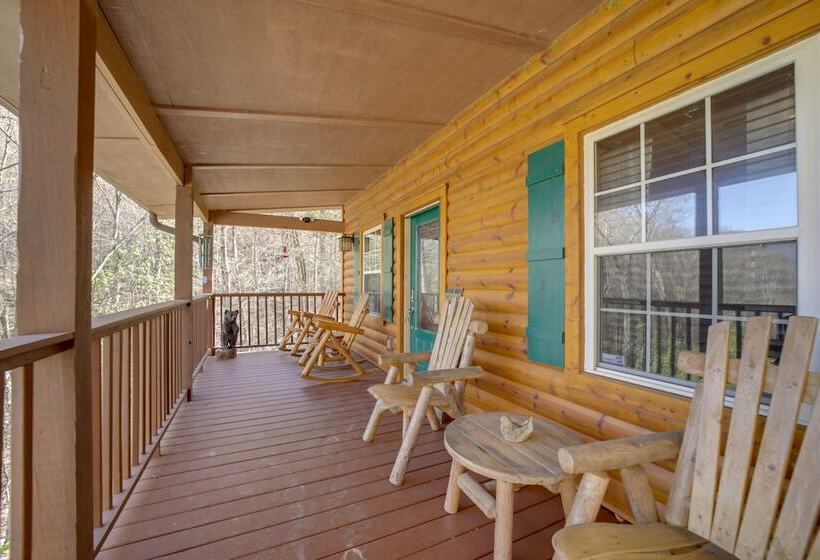 Peaceful Sylva Cabin W/ Mtn Views & Creek!
