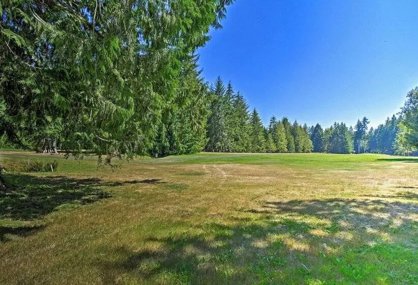 Quaint Lake Cushman Cottage W/ Private Access!