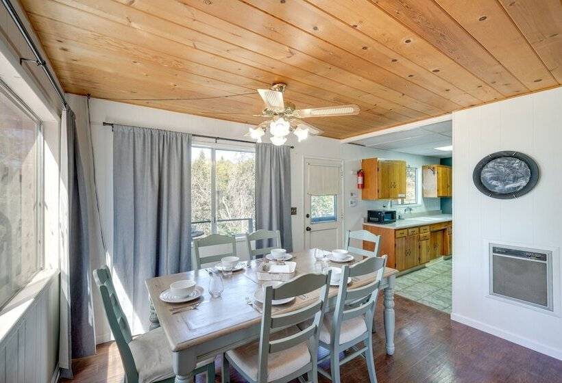 Quiet Sequoia National Forest Cabin W/ Fireplace