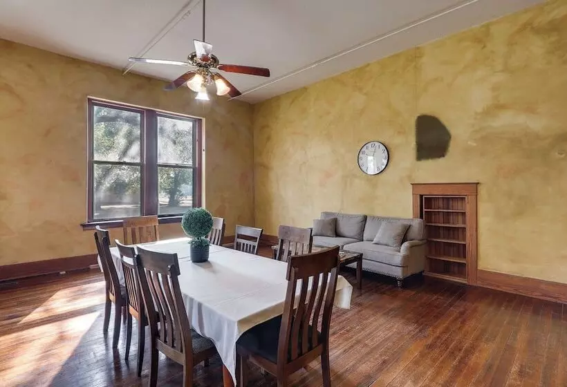 Renovated Schoolhouse W/ Piano & Private Deck!