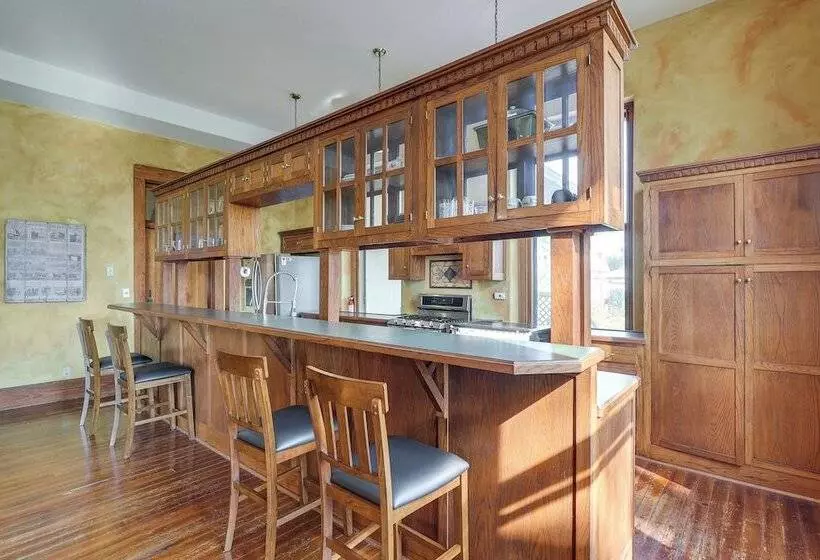 Renovated Schoolhouse W/ Piano & Private Deck!