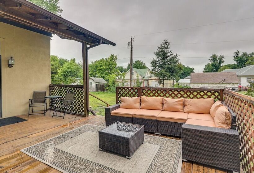 Renovated Schoolhouse W/ Piano & Private Deck!