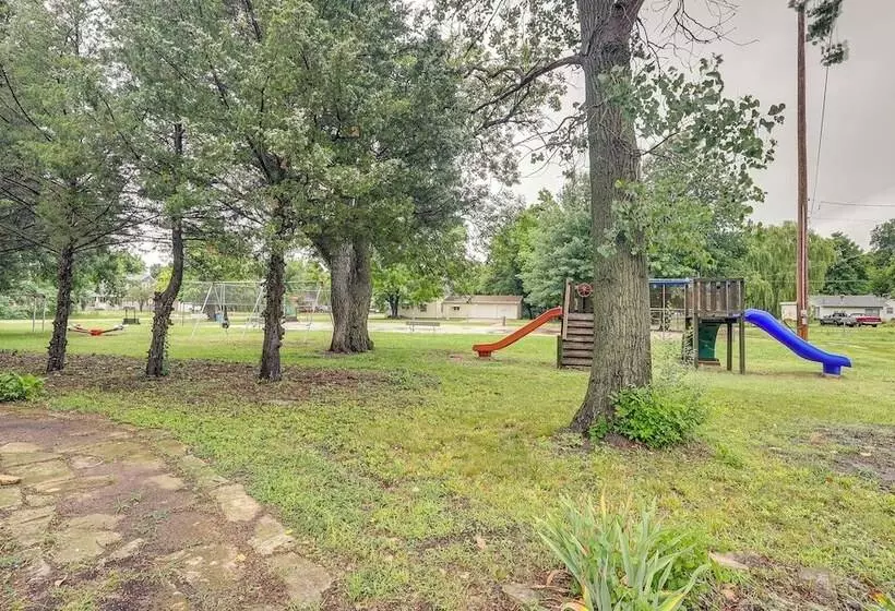 Renovated Schoolhouse W/ Piano & Private Deck!