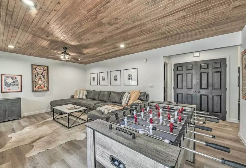 Central Ruidoso Retreat W/ Deck & Game Room!