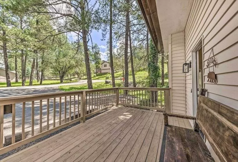 Central Ruidoso Retreat W/ Deck & Game Room!