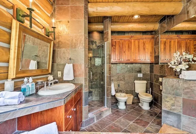 Secluded Mountain Cabin By Beaver Creek + Vail!