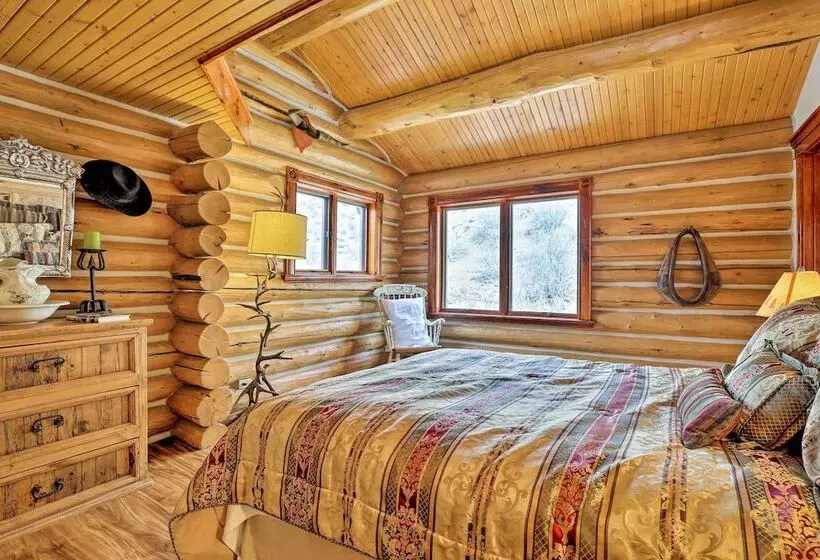 Secluded Mountain Cabin By Beaver Creek + Vail!