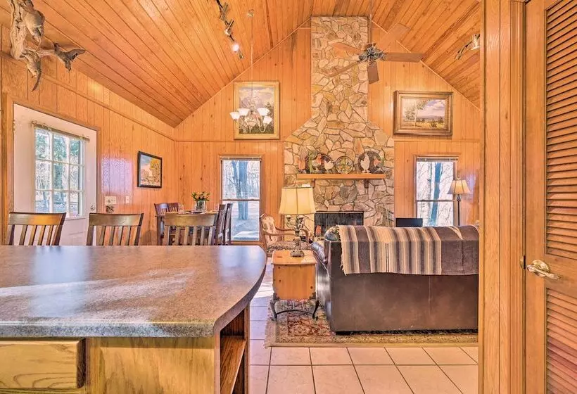 Serene Cabin W/ Riverfront Views & Access!
