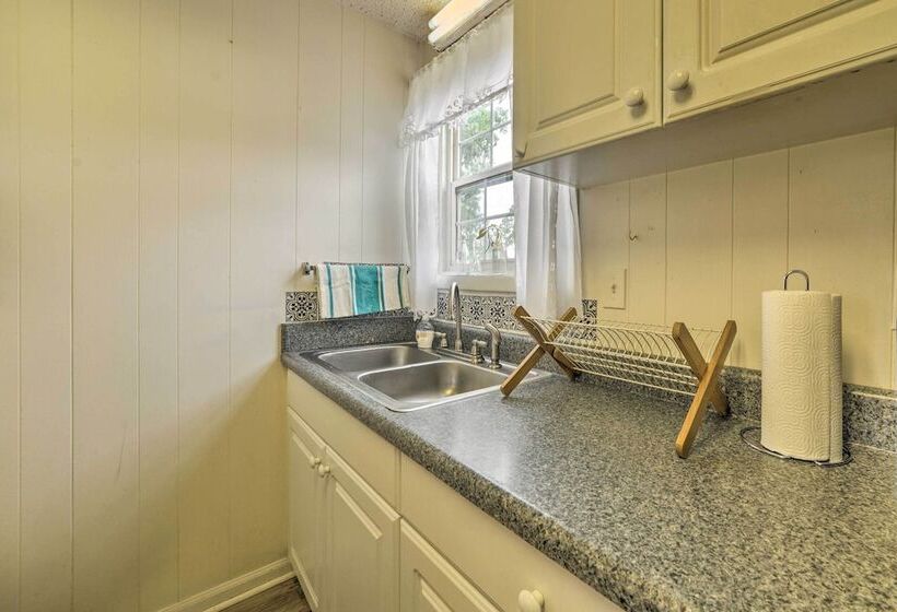 Serene Mcewen Cottage ~ 2 Mi To Golf Course!