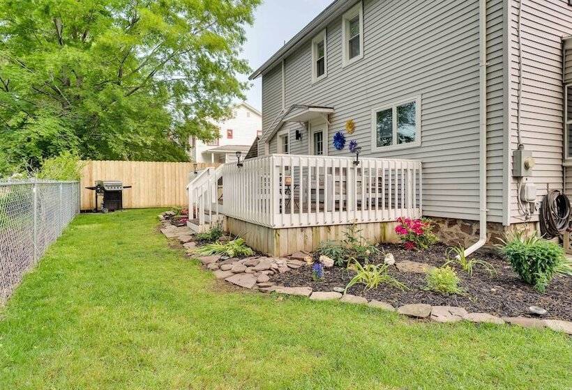 Sodus Point Home Walkable To Beach!