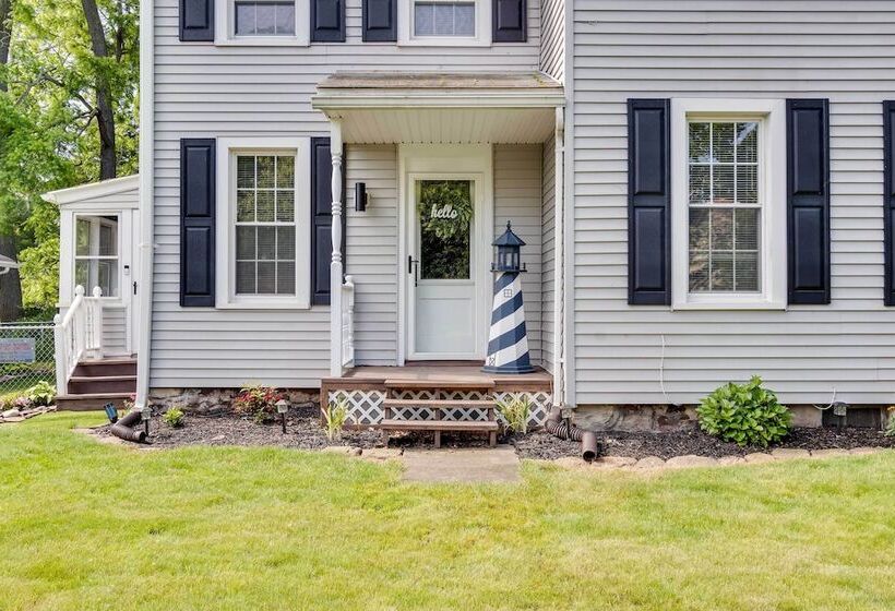 Sodus Point Home Walkable To Beach!