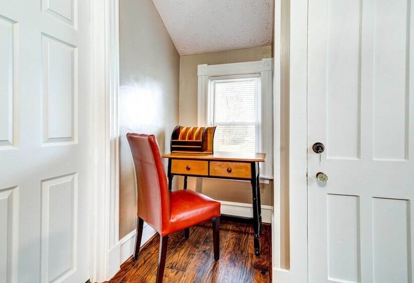 Sodus Point Home Walkable To Beach!