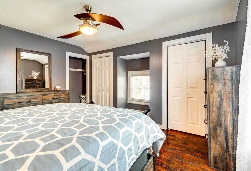 Sodus Point Home Walkable To Beach!