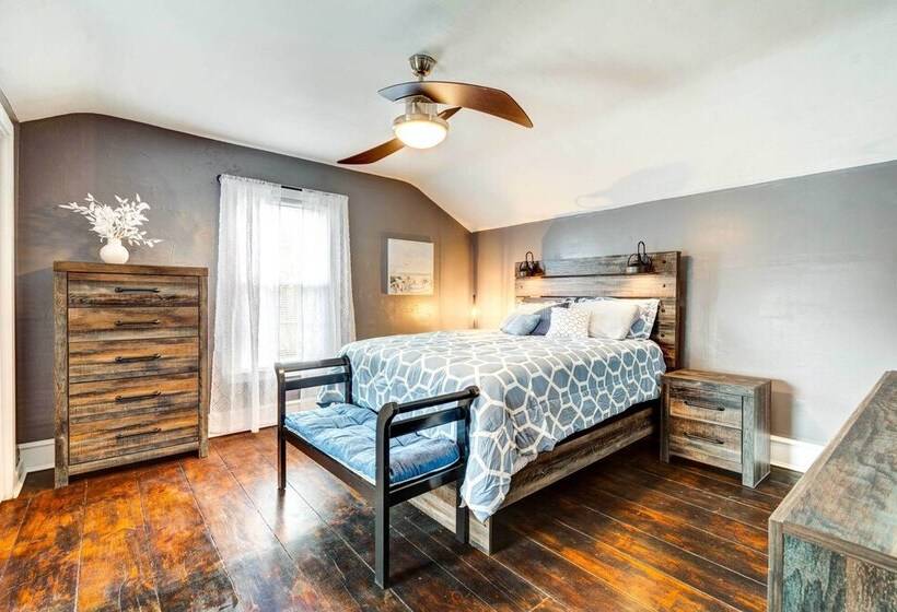 Sodus Point Home Walkable To Beach!