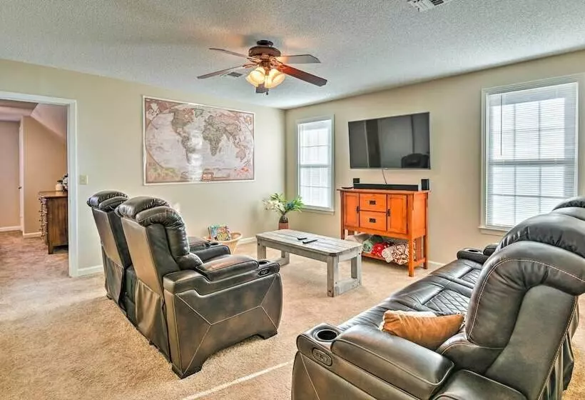 Spacious Mt Juliet Home W/ 1 Acre Yard!