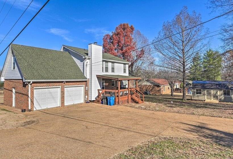 Spacious Mt Juliet Home W/ 1 Acre Yard!