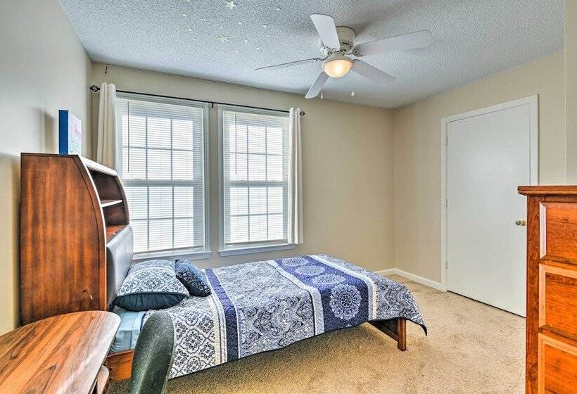 Spacious Mt Juliet Home W/ 1 Acre Yard!