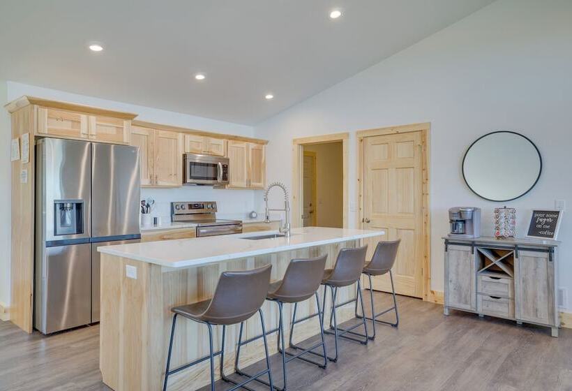 Spacious New Lisbon Home W/ Lake Access!